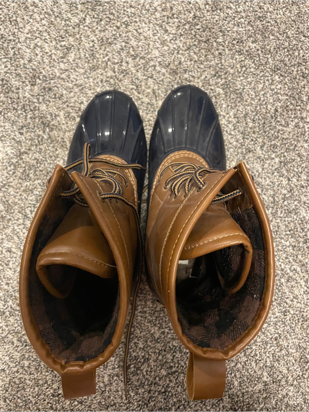 Women’s waterproof totes boots